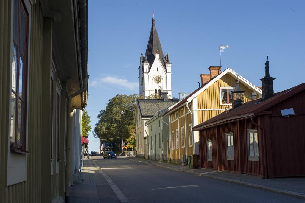 Lilla Hotellet I Nora Buitenkant foto