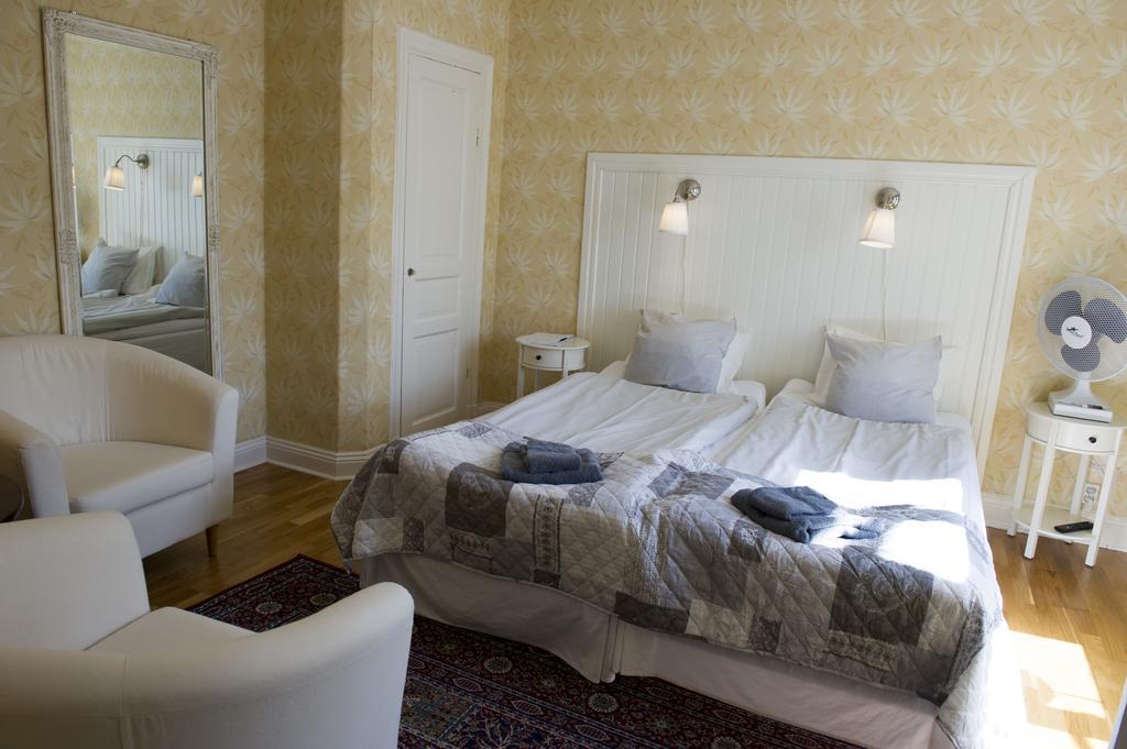 Lilla Hotellet I Nora Buitenkant foto