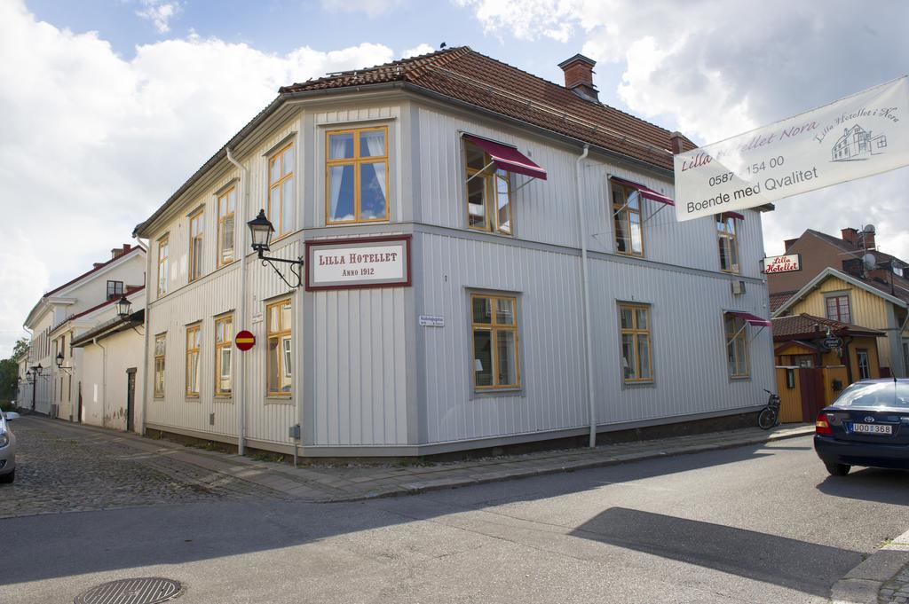 Lilla Hotellet I Nora Buitenkant foto