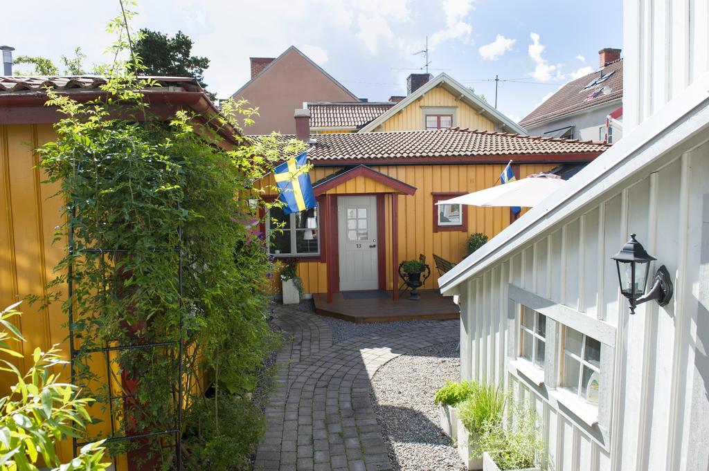Lilla Hotellet I Nora Buitenkant foto