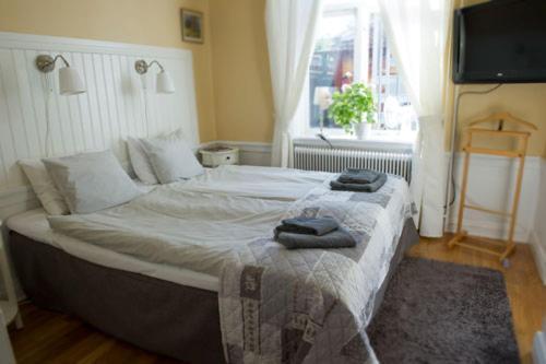 Lilla Hotellet I Nora Buitenkant foto